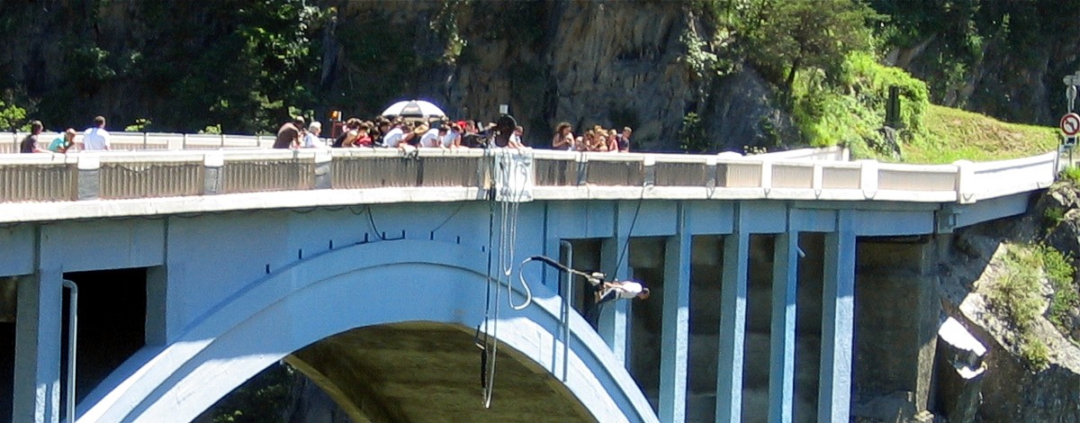 Bungee Jumping