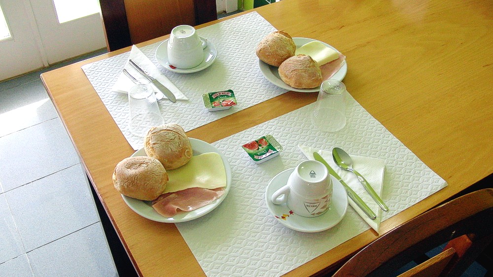 Frühstück in der Mira Jugendherberge