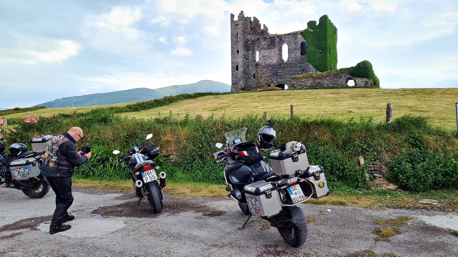 Ballycarbery Castle