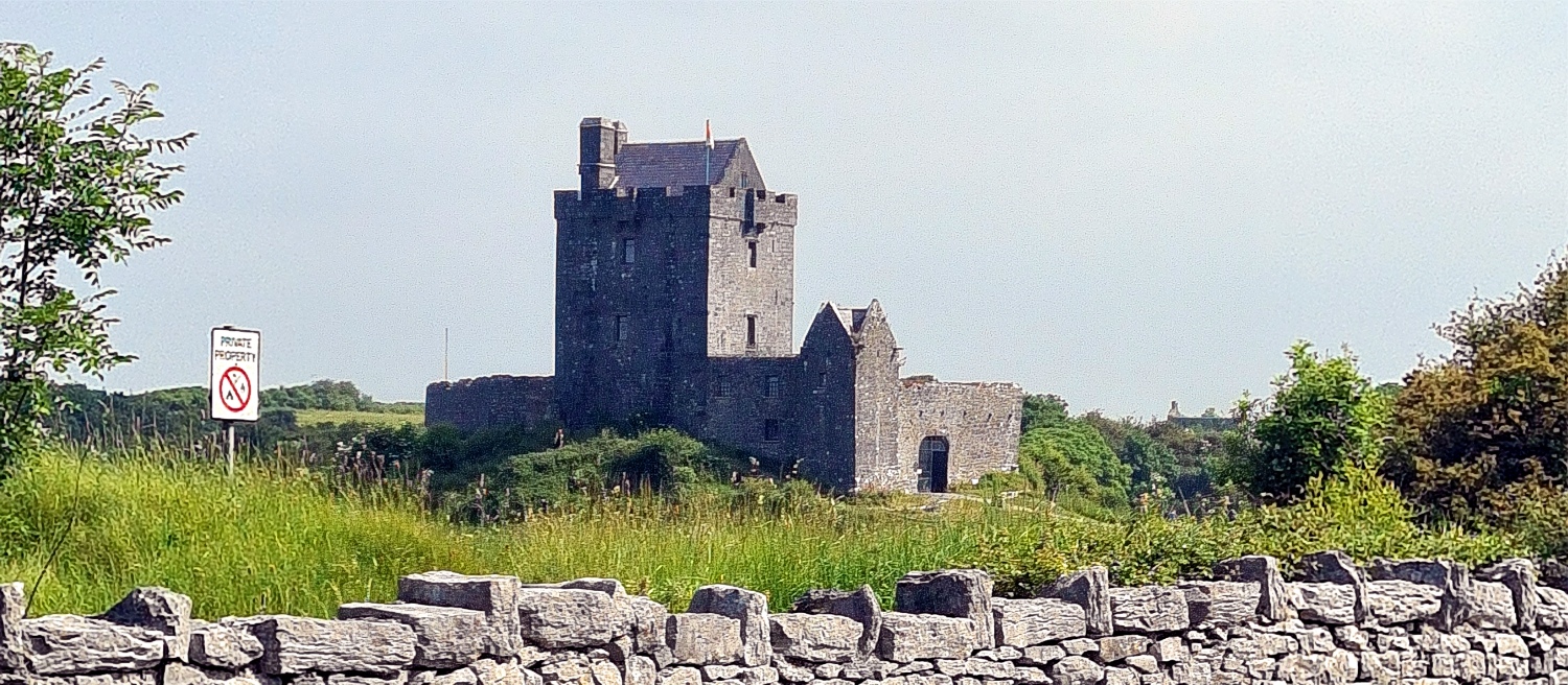 Dunguaire Castle