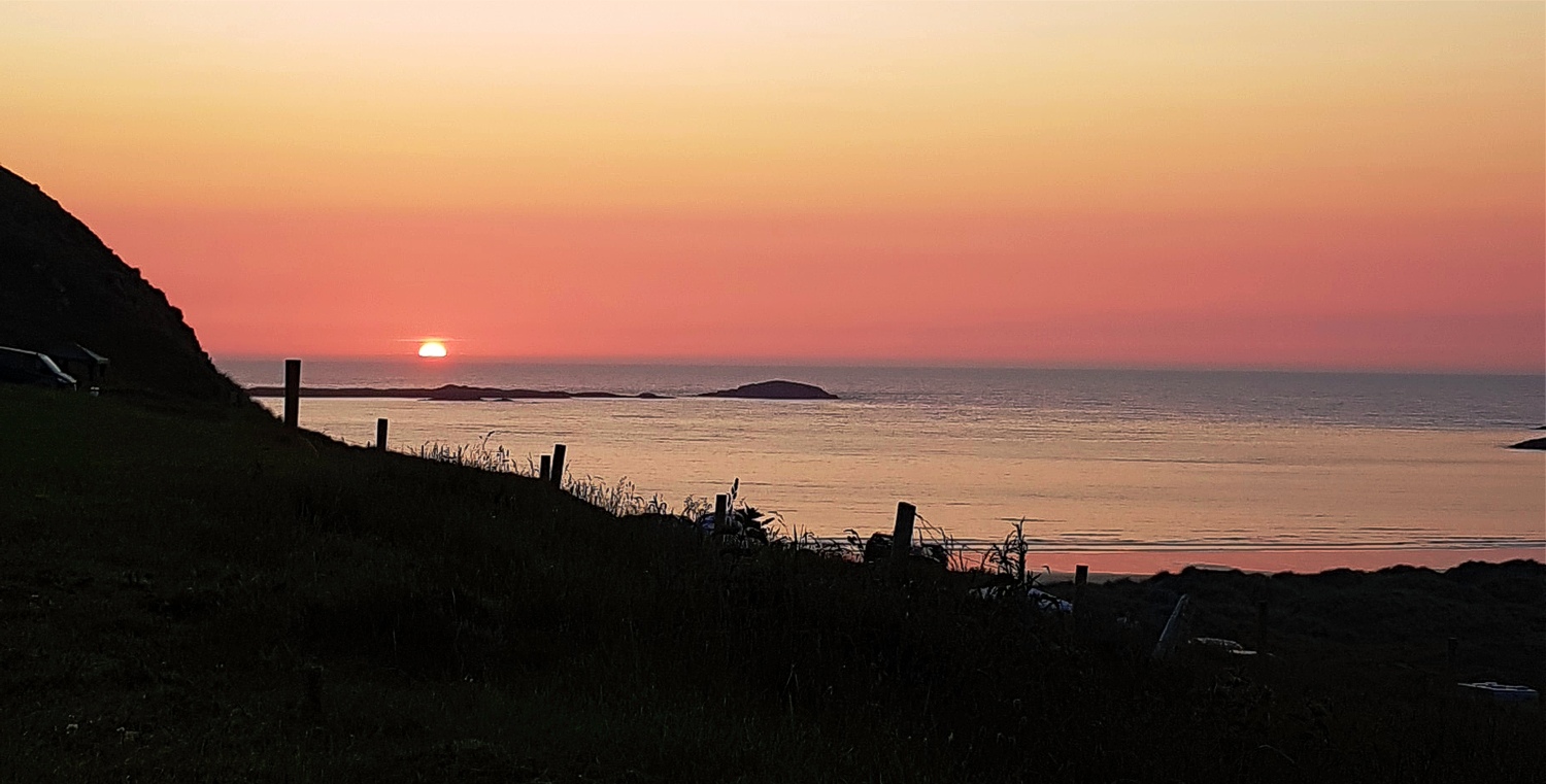 Sonnenuntergang an der Tranarossan Bay