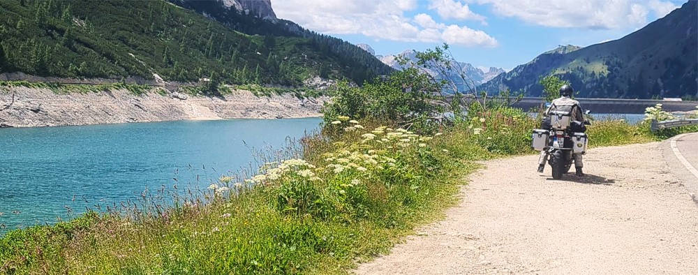 Lago di Fedaia